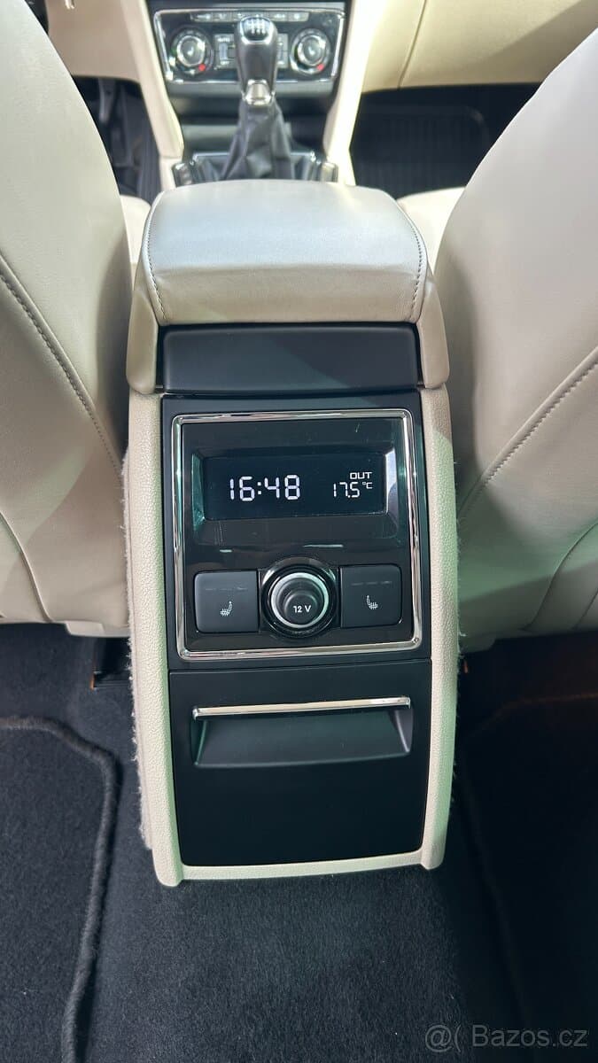 2014 Škoda SUPERB - 14