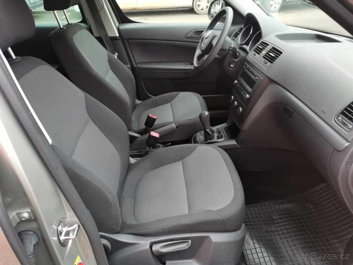 2012 Škoda YETI - 14