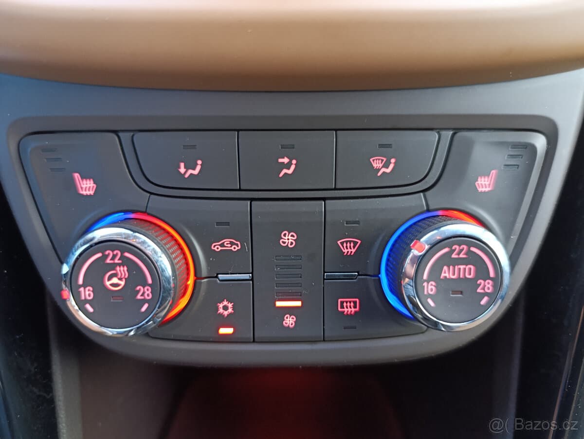 2015 Opel ZAFIRA - 14