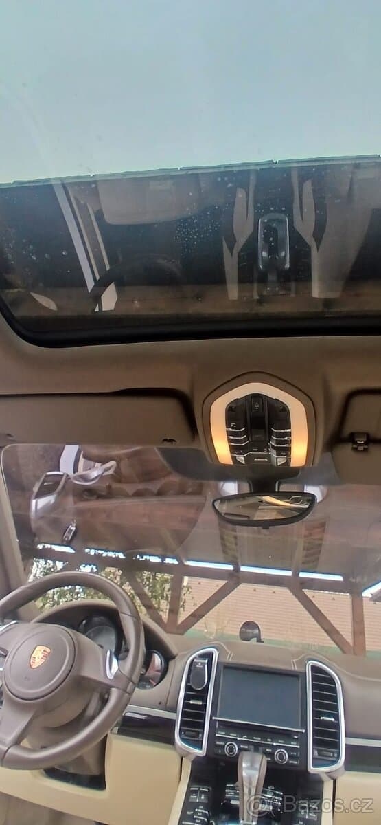 2013 Porsche CAYENNE - 14