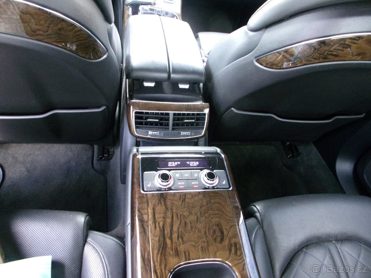 2012 Audi A8 - 14