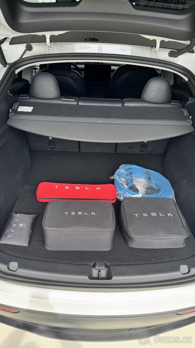 2023 Tesla MODEL Y - 14