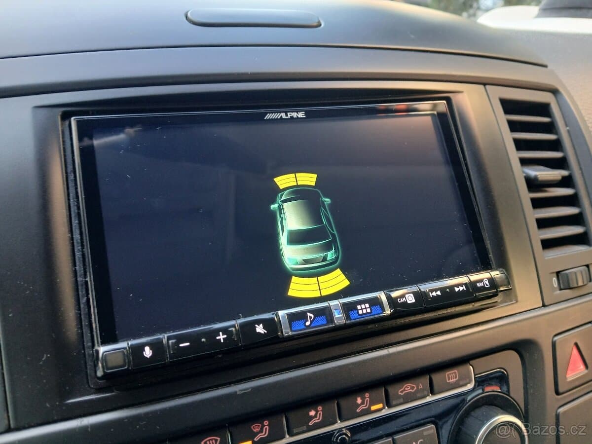 2010 Volkswagen MULTIVAN - 14