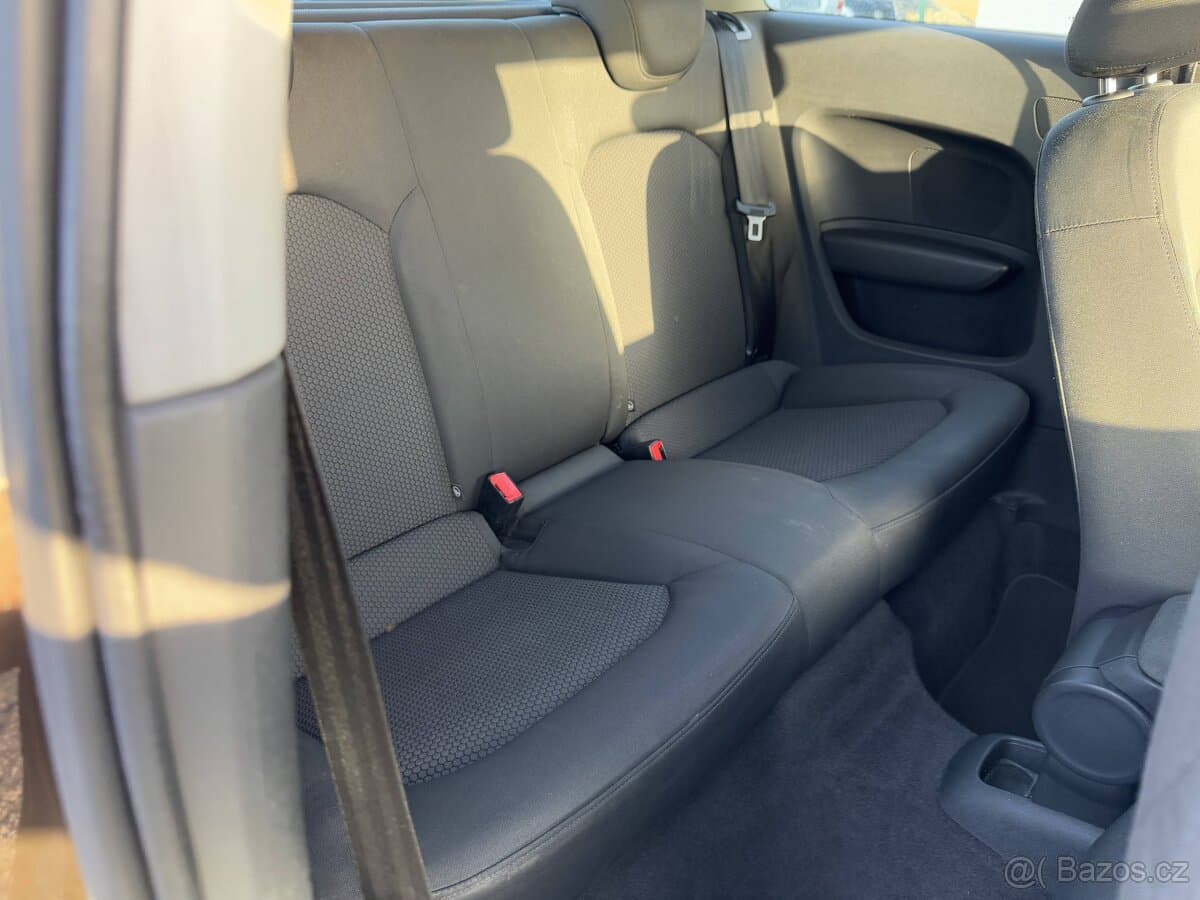 2011 Audi A1 - 14