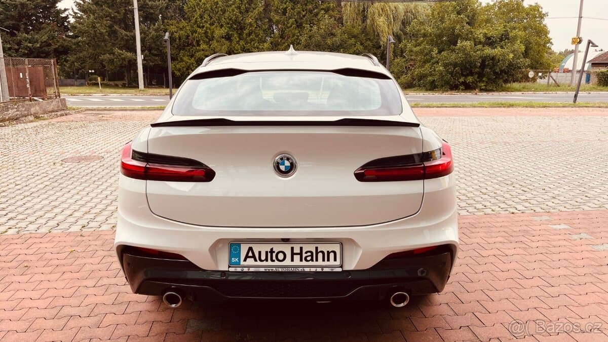 2020 BMW X4 - 14