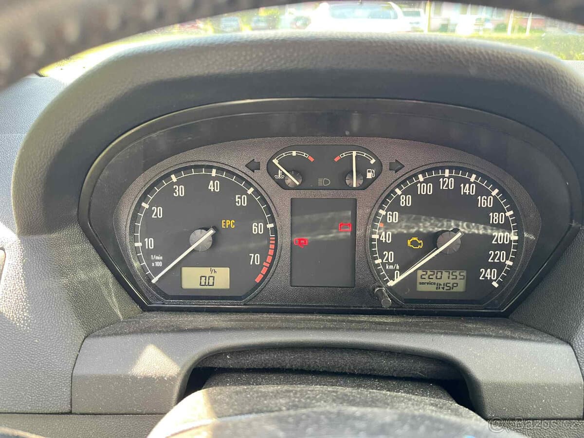 2002 Škoda FABIA - 14