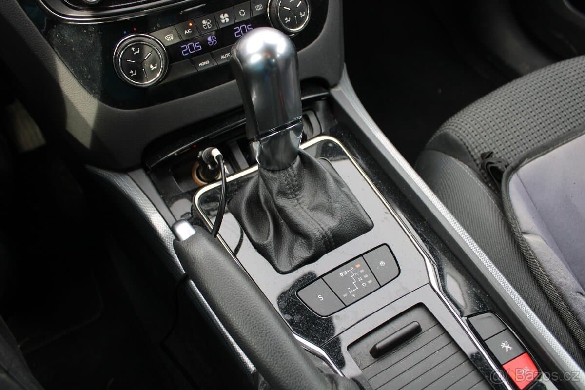 2015 Peugeot 508 - 14