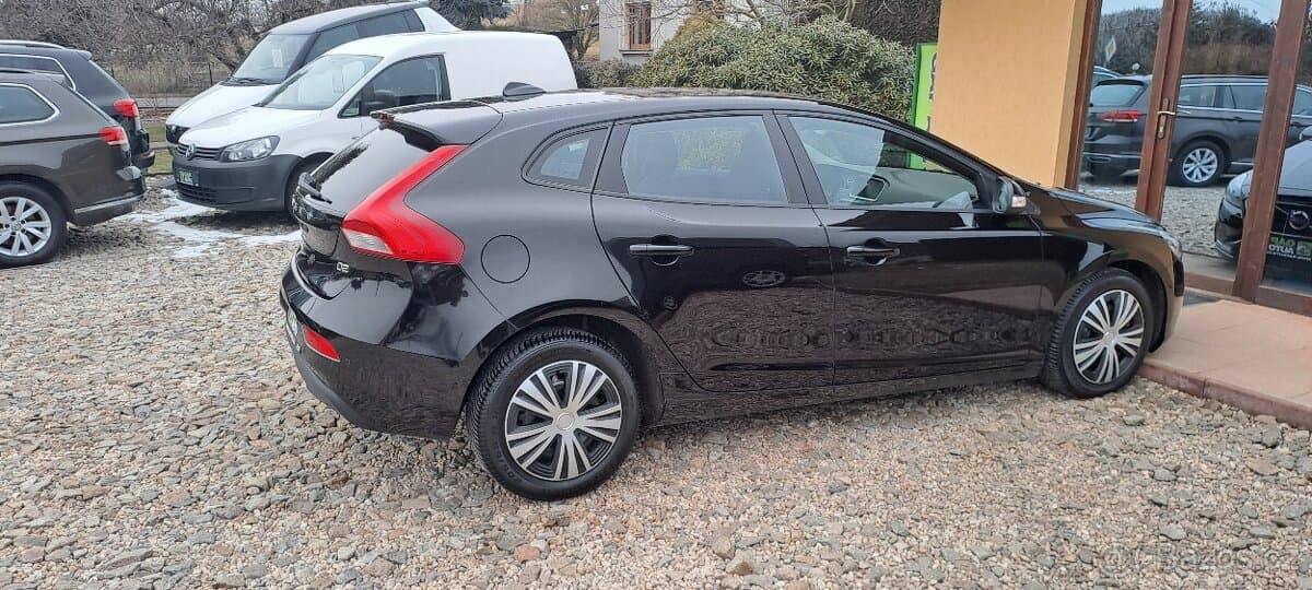 2015 Volvo V40 - 14