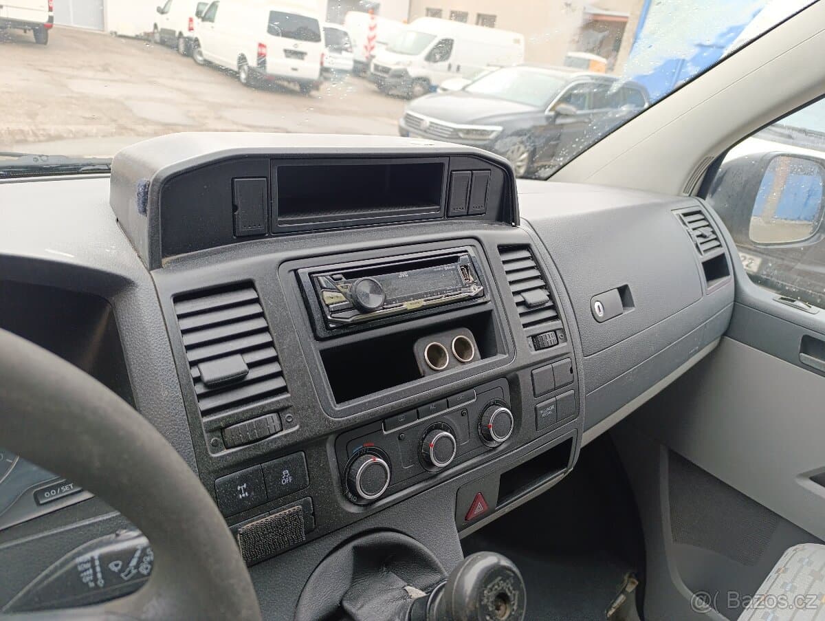 2010 Volkswagen TRANSPORTER - 14