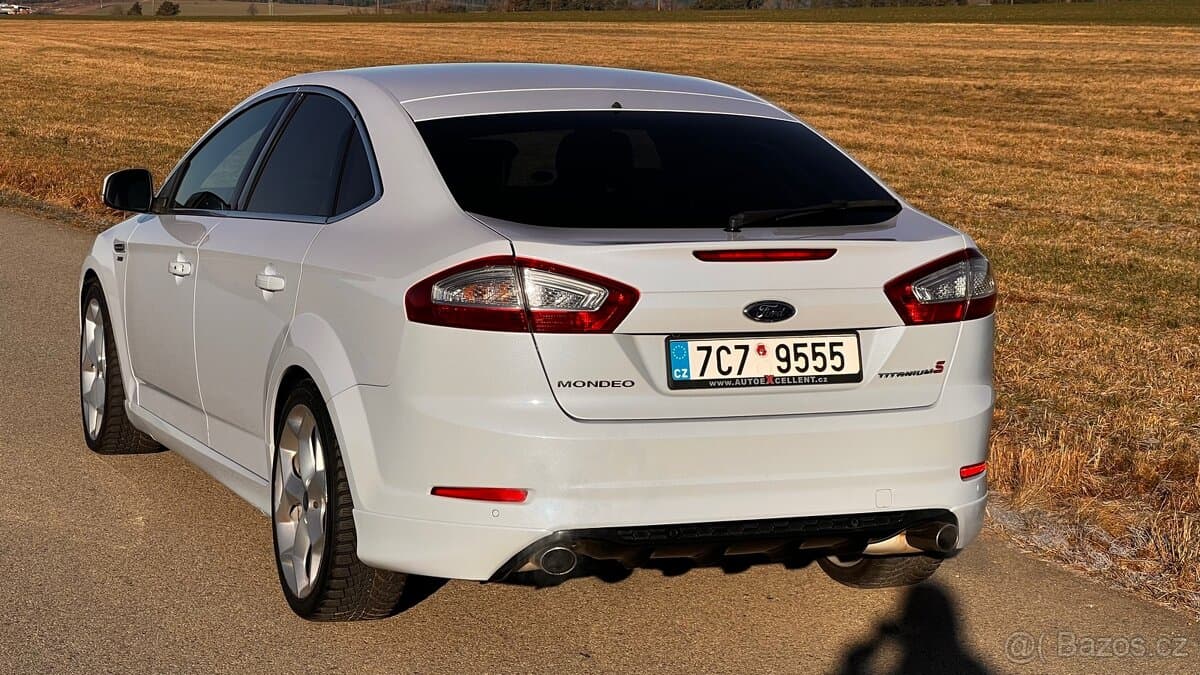 2011 Ford MONDEO - 14
