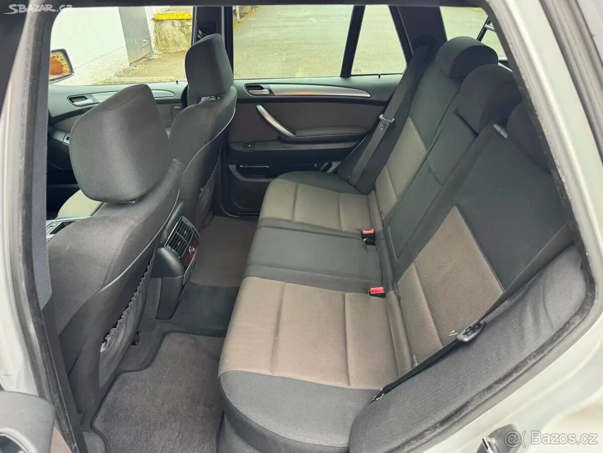 2005 BMW X5 - 14