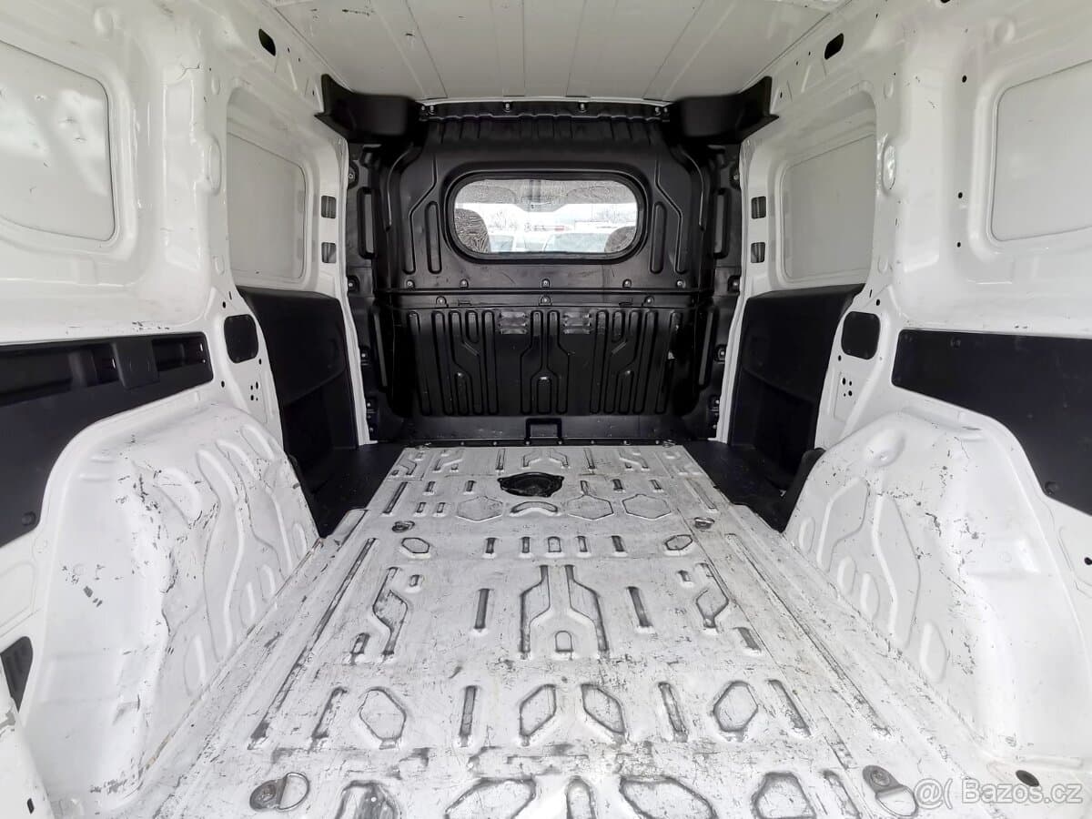 2019 Fiat DOBLO - 14