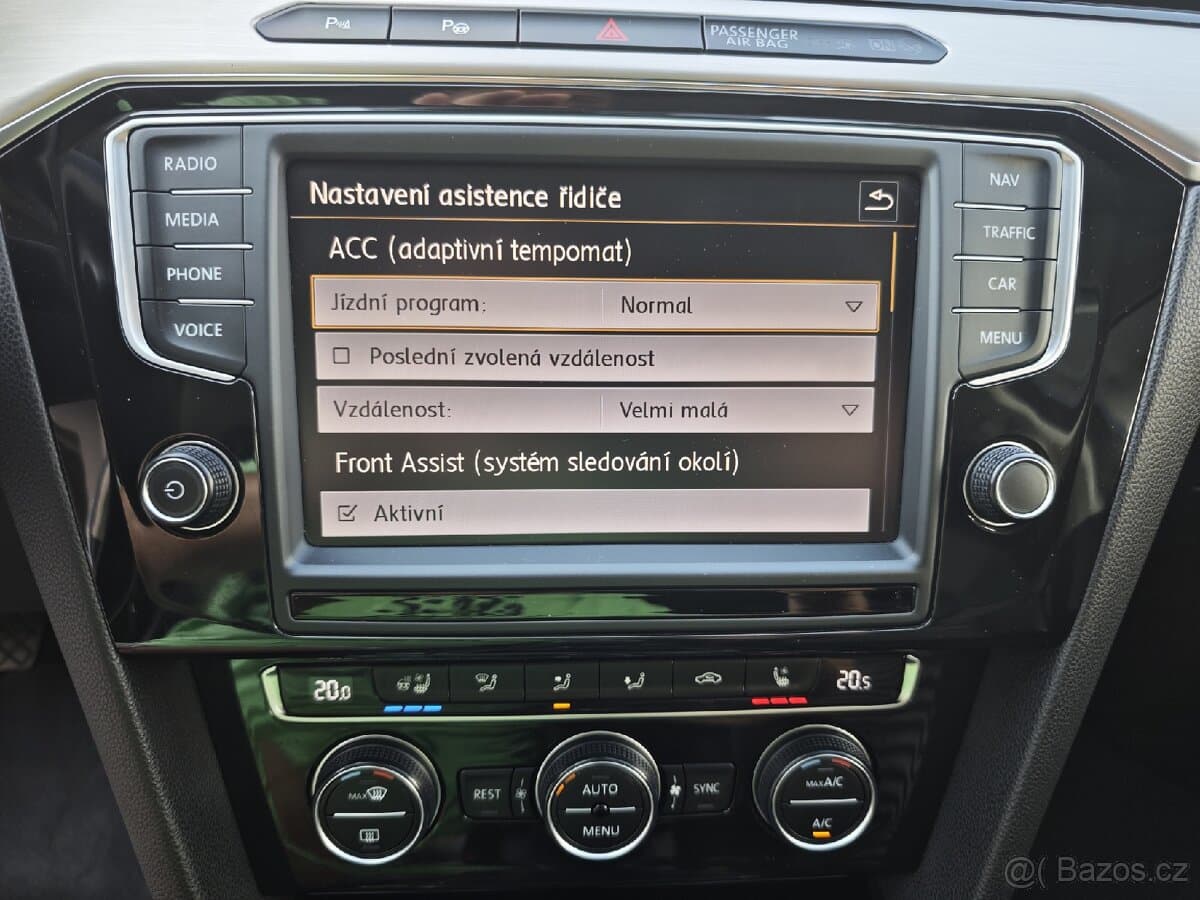 2015 Volkswagen PASSAT - 14
