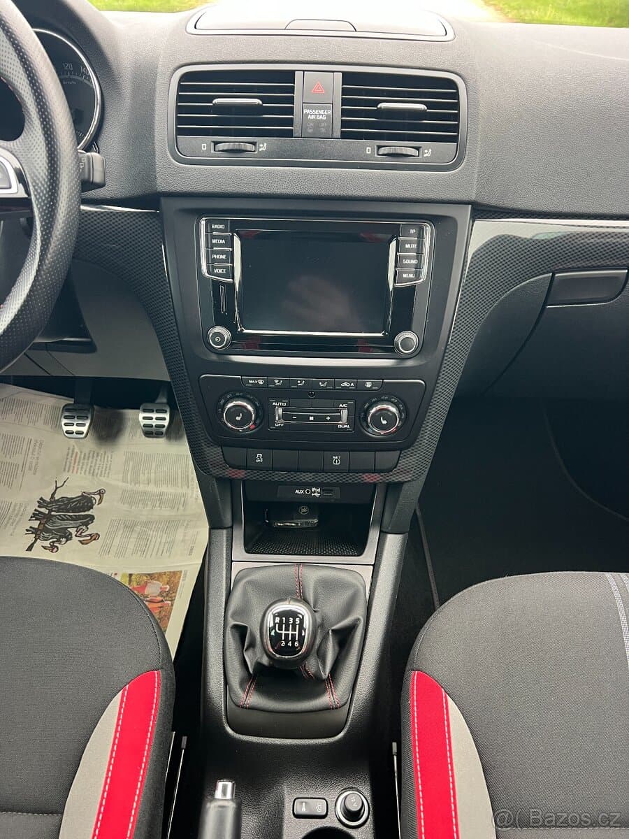 2015 Škoda YETI - 14