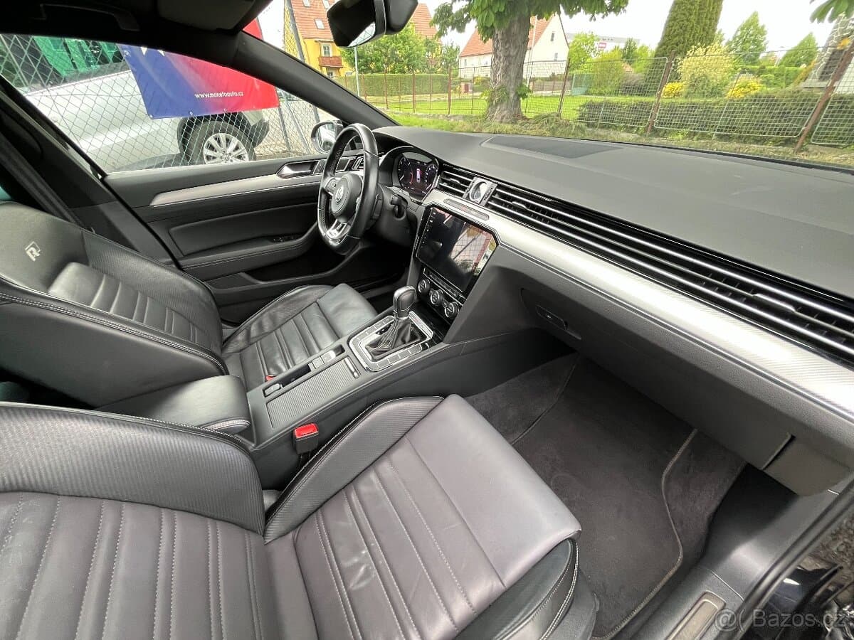 2018 Volkswagen PASSAT - 14