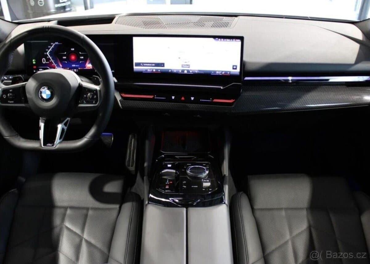2025 BMW 5-SERIES - 14
