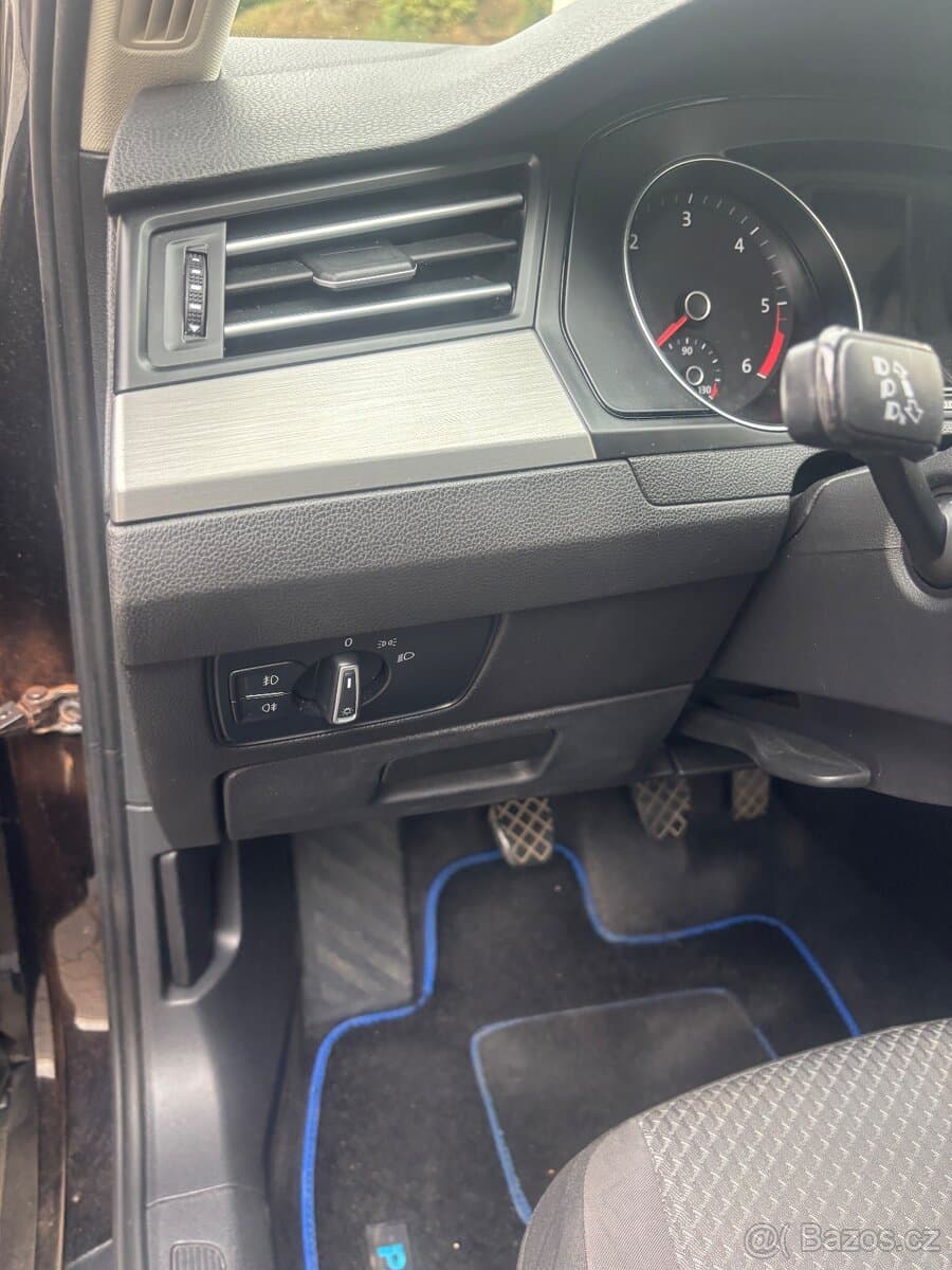 2016 Volkswagen PASSAT - 14