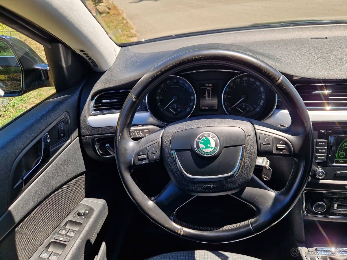 2013 Škoda SUPERB - 14