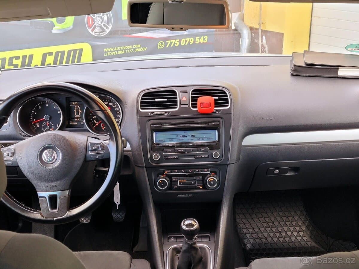 2010 Volkswagen GOLF - 14