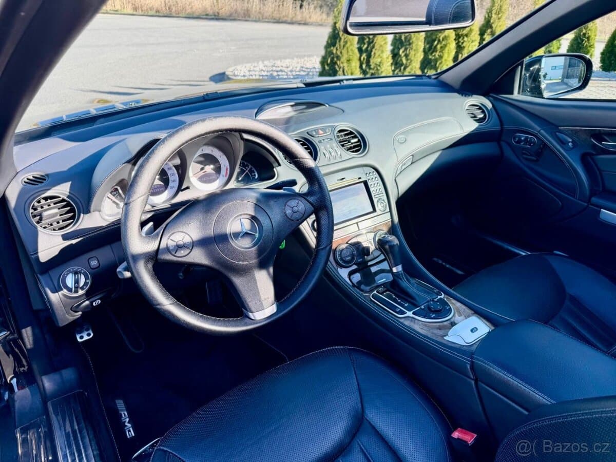 2009 Mercedes-Benz SL - 14