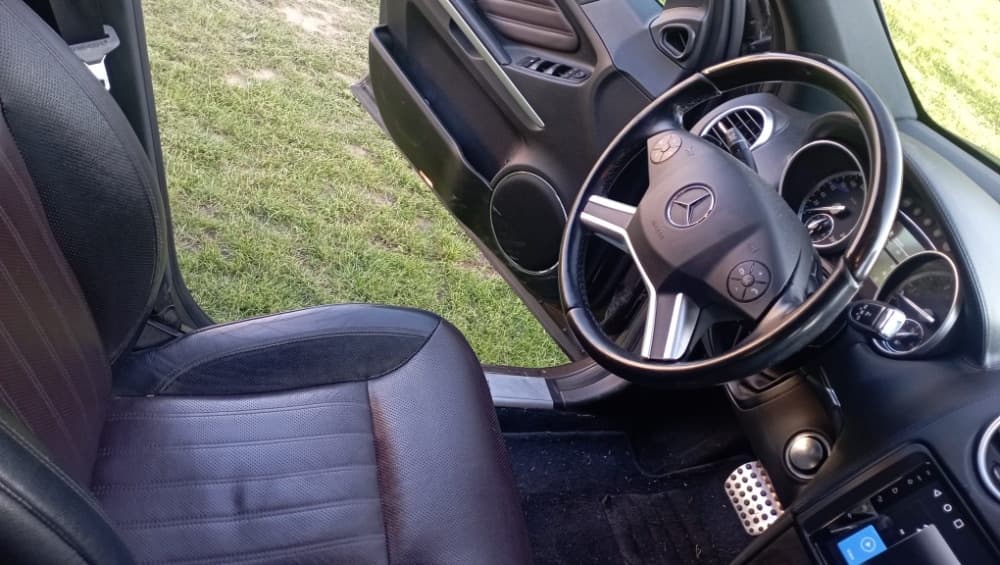 2012 Mercedes-Benz GL - 14