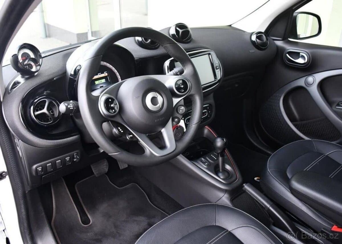 2021 Smart FORFOUR - 14