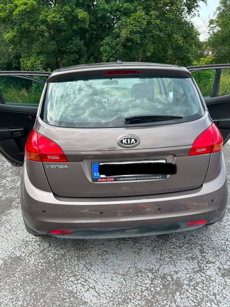 2011 Kia VENGA - 14