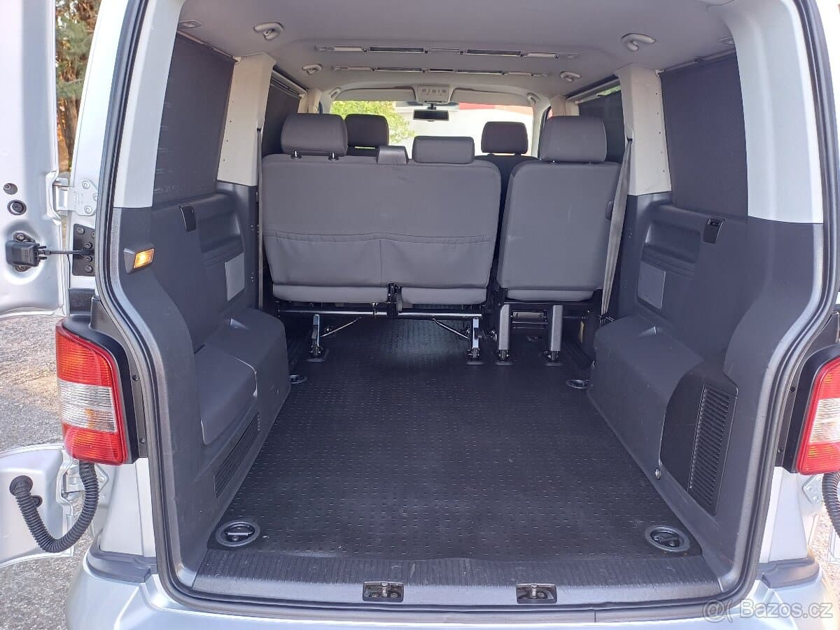 2011 Volkswagen TRANSPORTER - 14