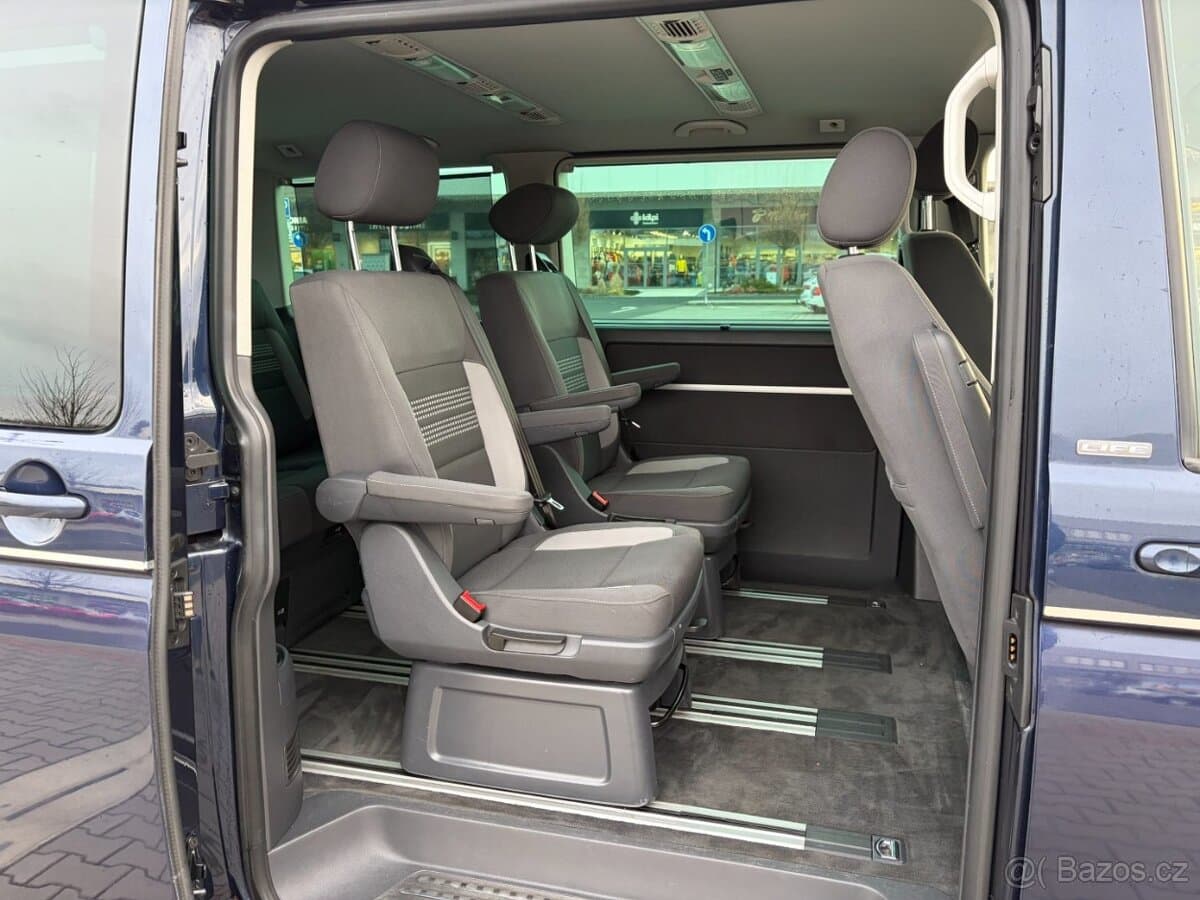 2013 Volkswagen MULTIVAN - 14