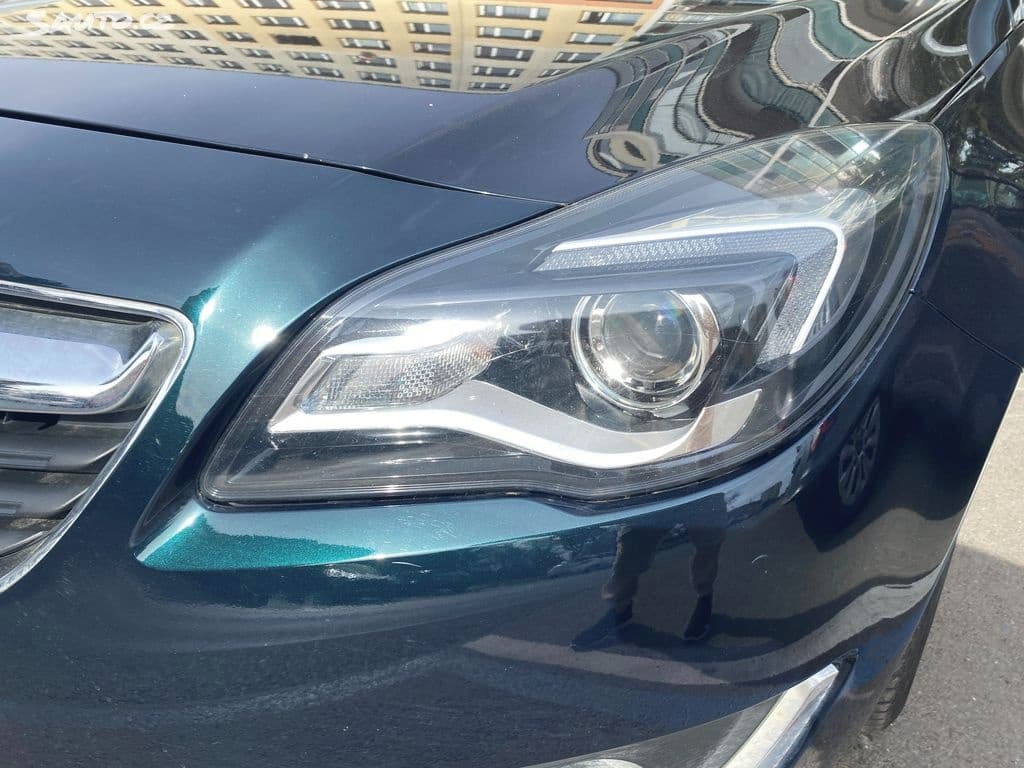 2015 Opel INSIGNIA - 14