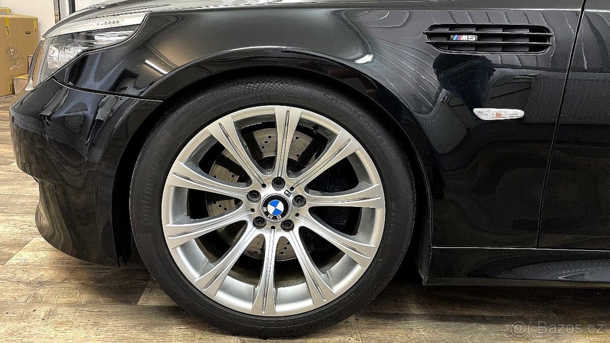 2007 BMW M5 - 14