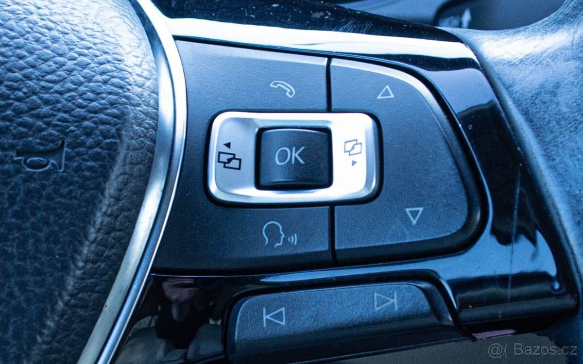 2013 Volkswagen GOLF - 14