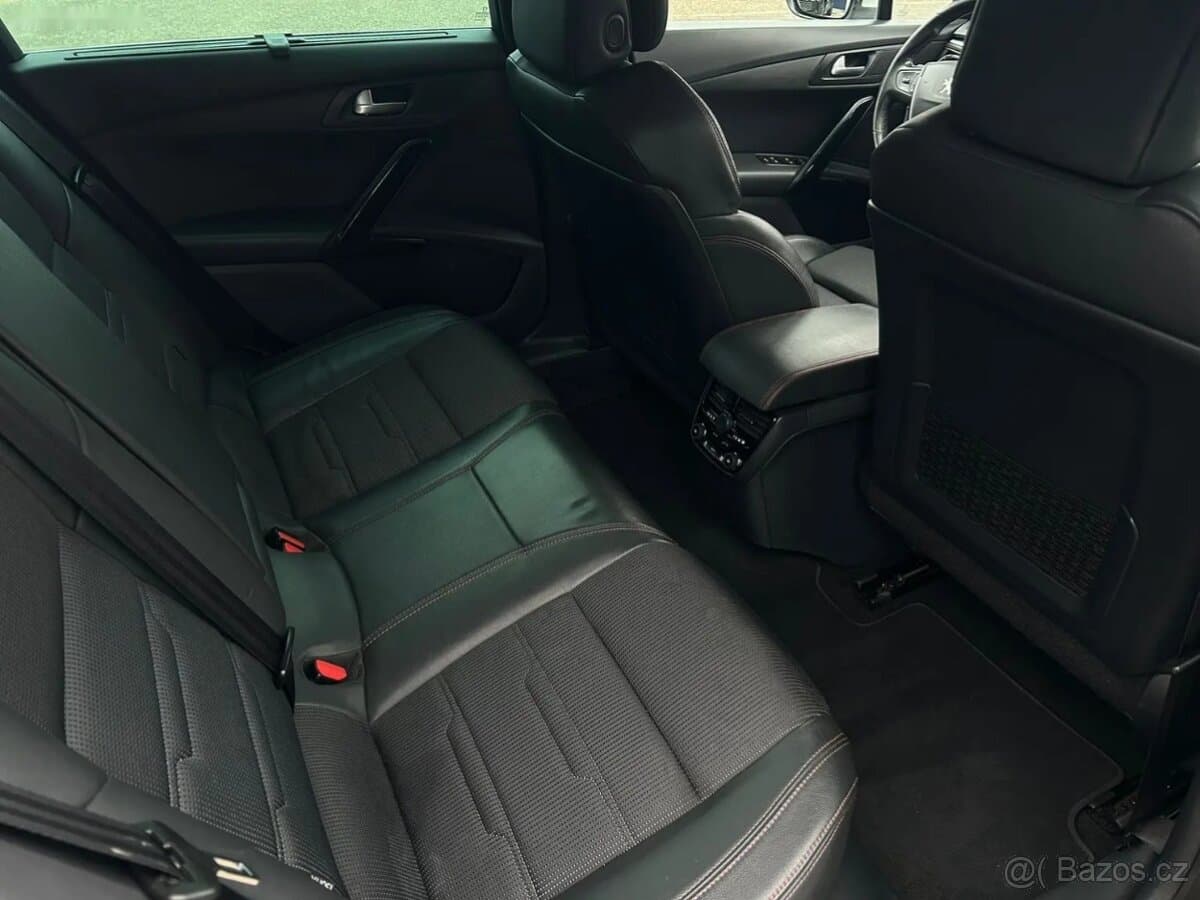 2015 Peugeot 508 - 14