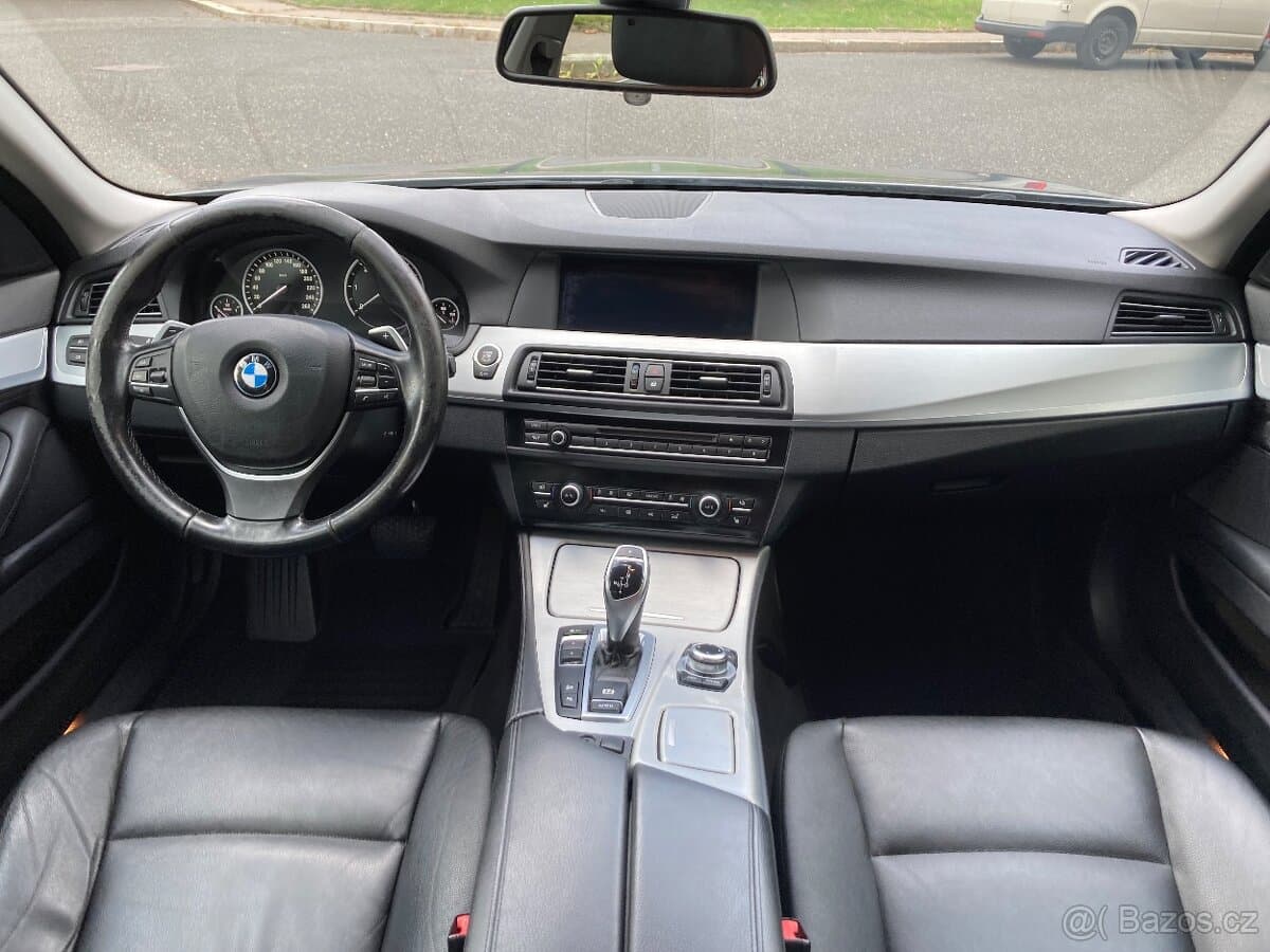 2012 BMW 5-SERIES - 14