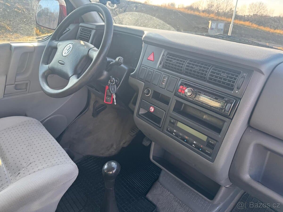 2001 Volkswagen MULTIVAN - 14