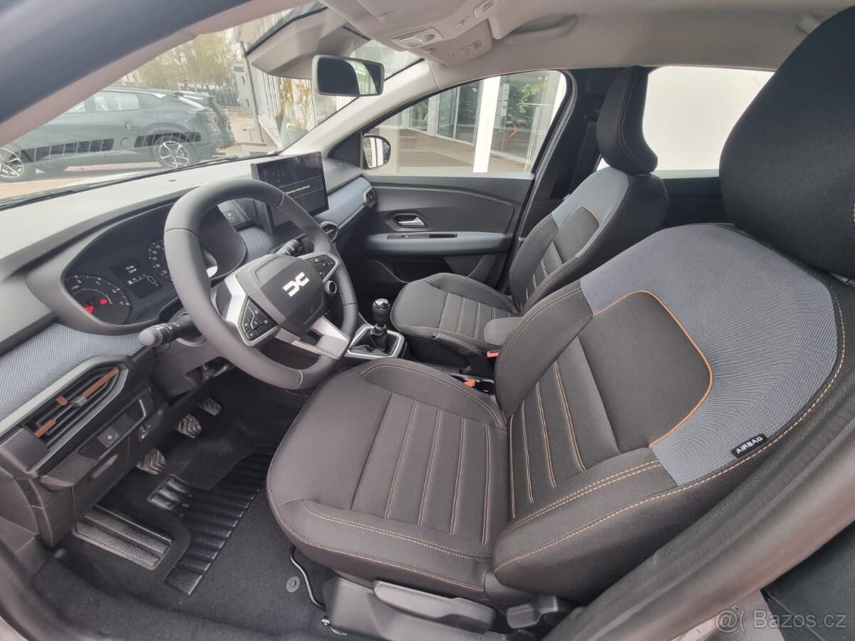 Dacia SANDERO - 14