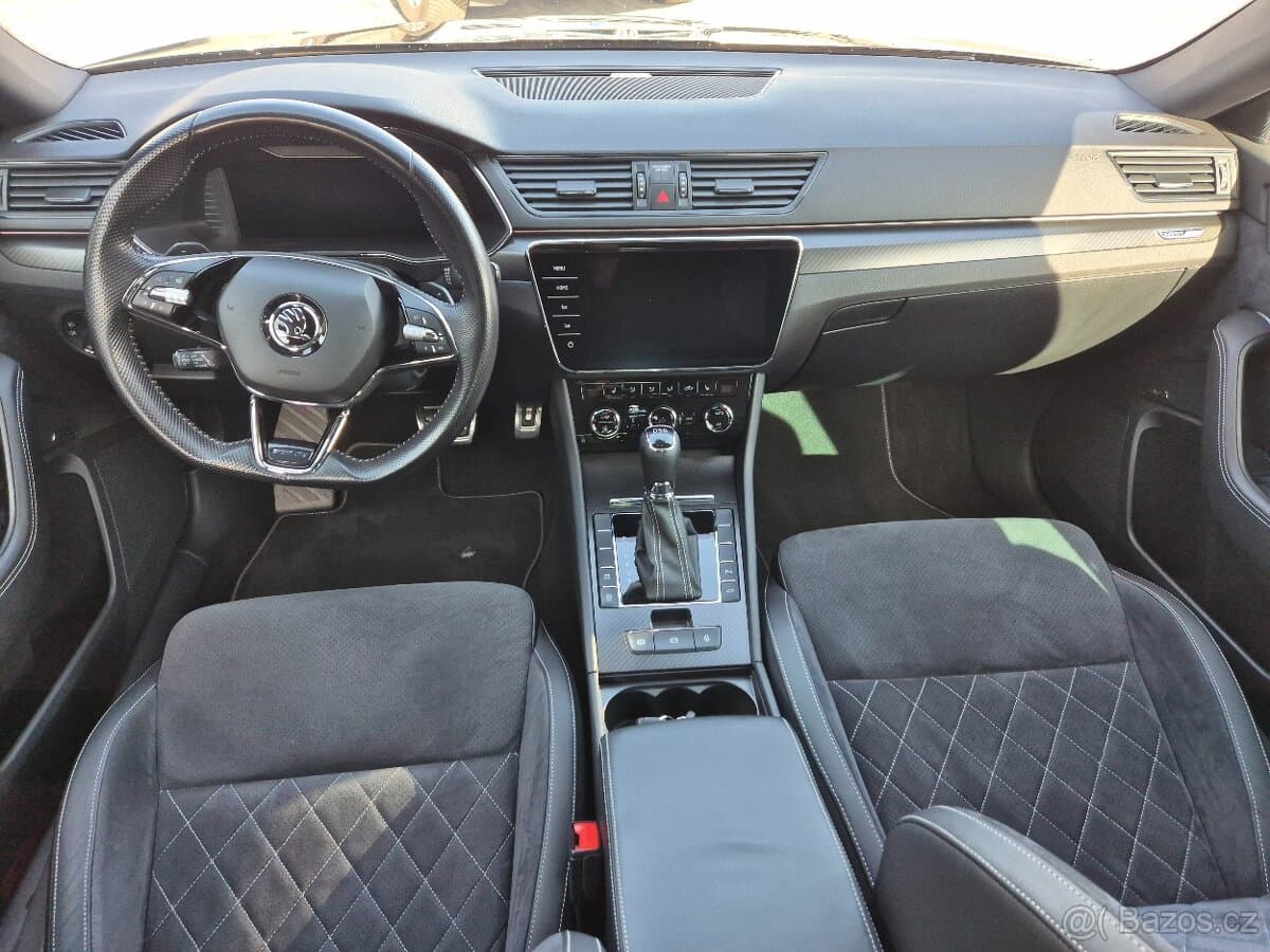 2021 Škoda SUPERB - 14