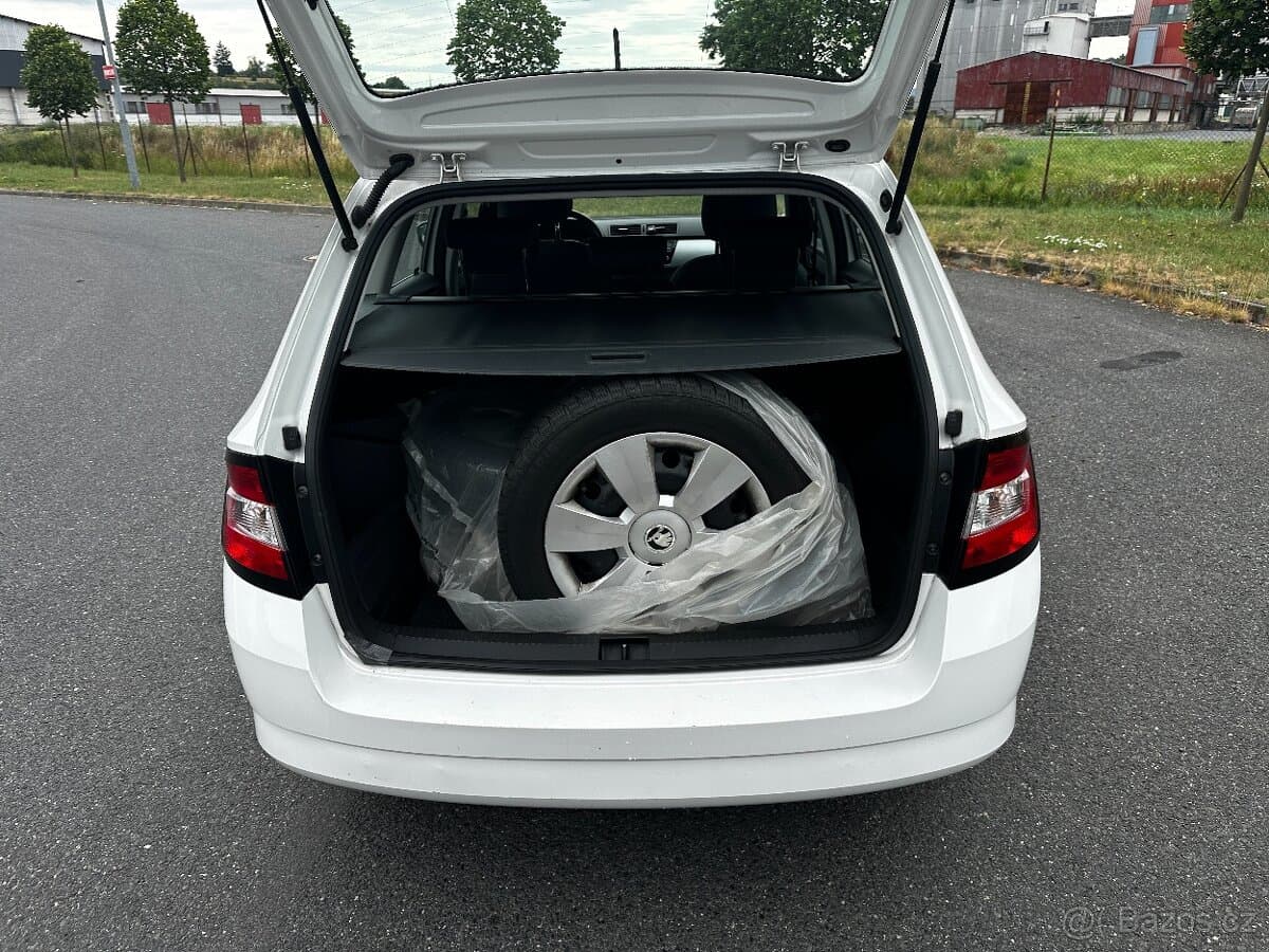 2015 Škoda FABIA - 14