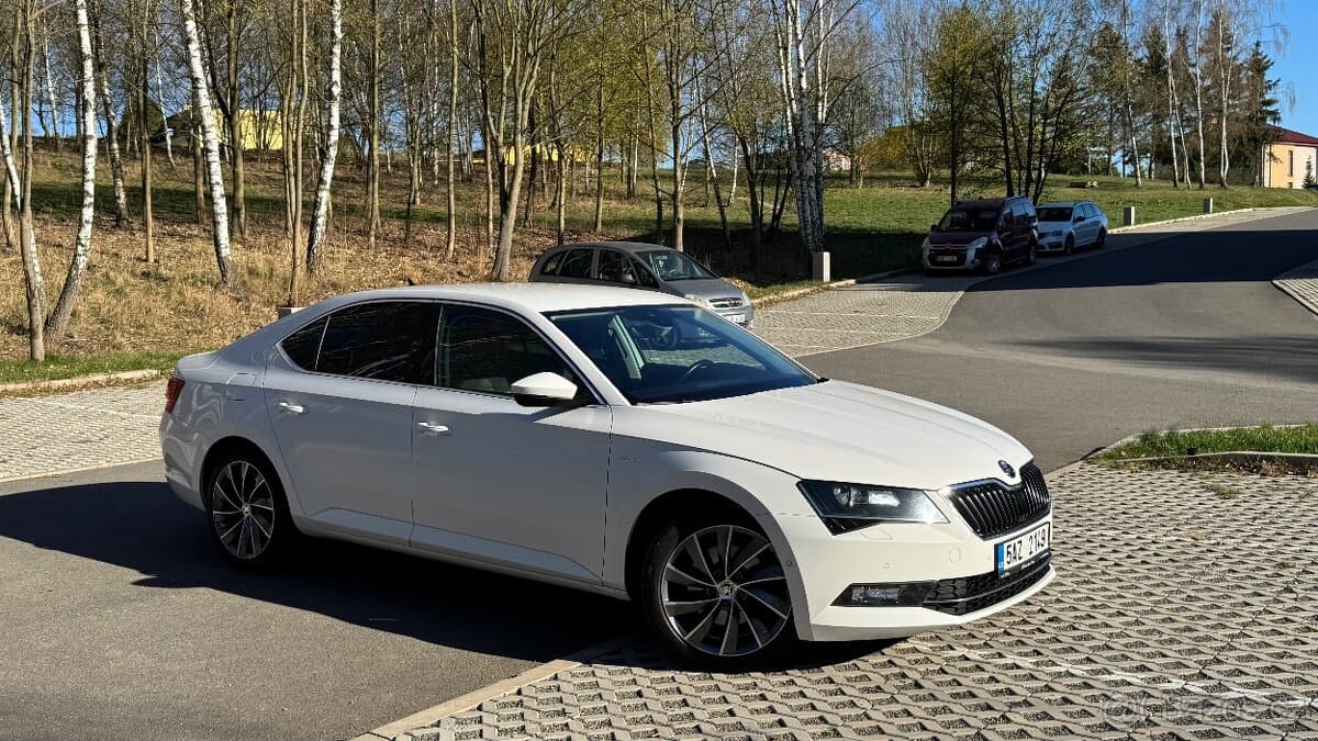 2017 Škoda SUPERB - 14