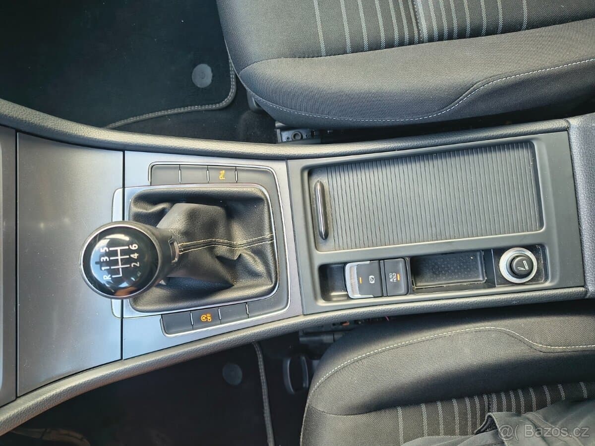 2016 Volkswagen GOLF - 14