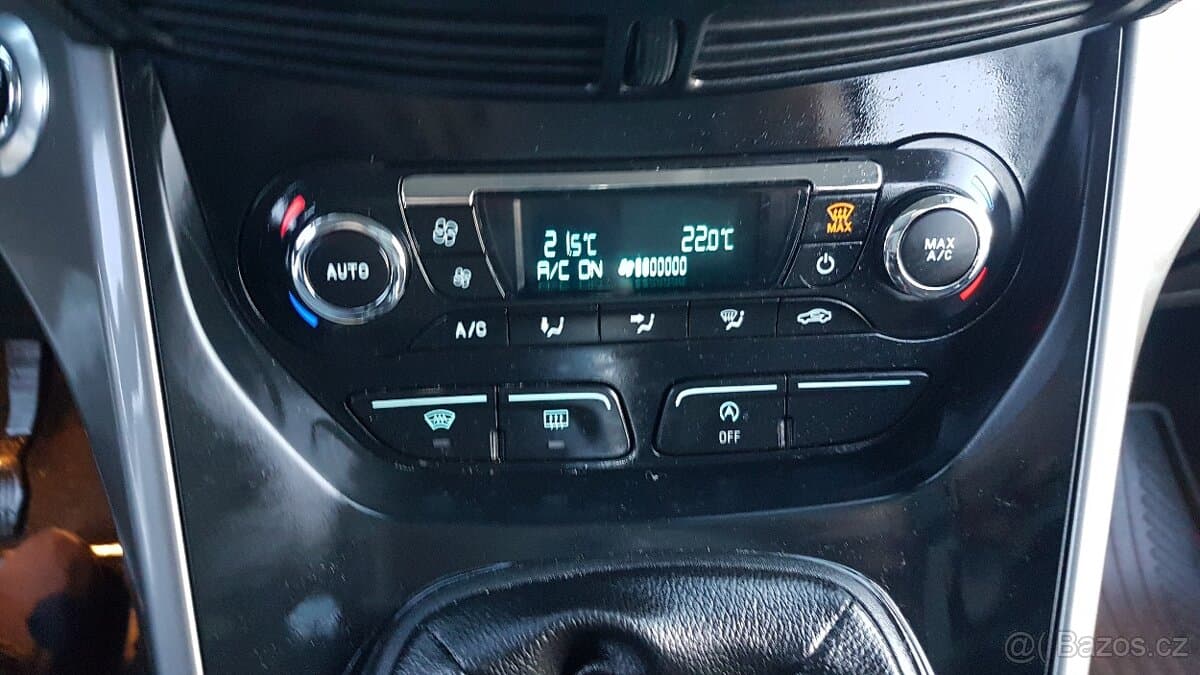 2016 Ford KUGA - 14