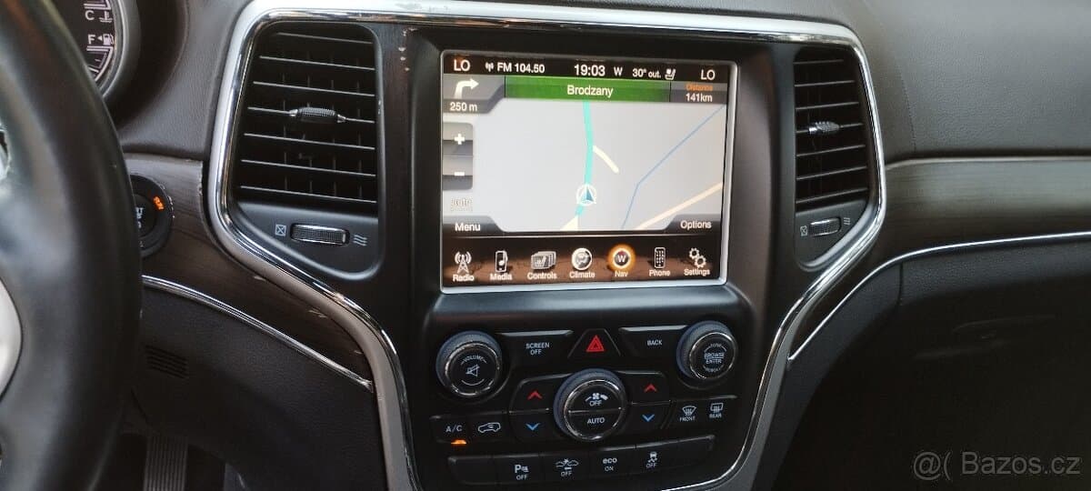2014 Jeep CHEROKEE - 14
