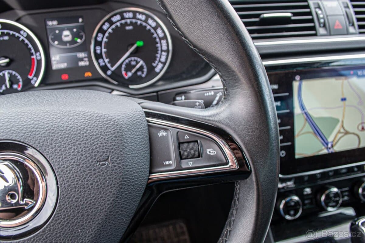 2019 Škoda SUPERB - 14