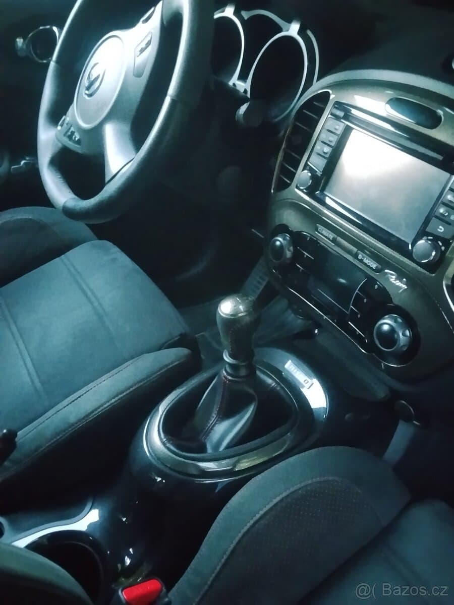 Nissan JUKE - 14