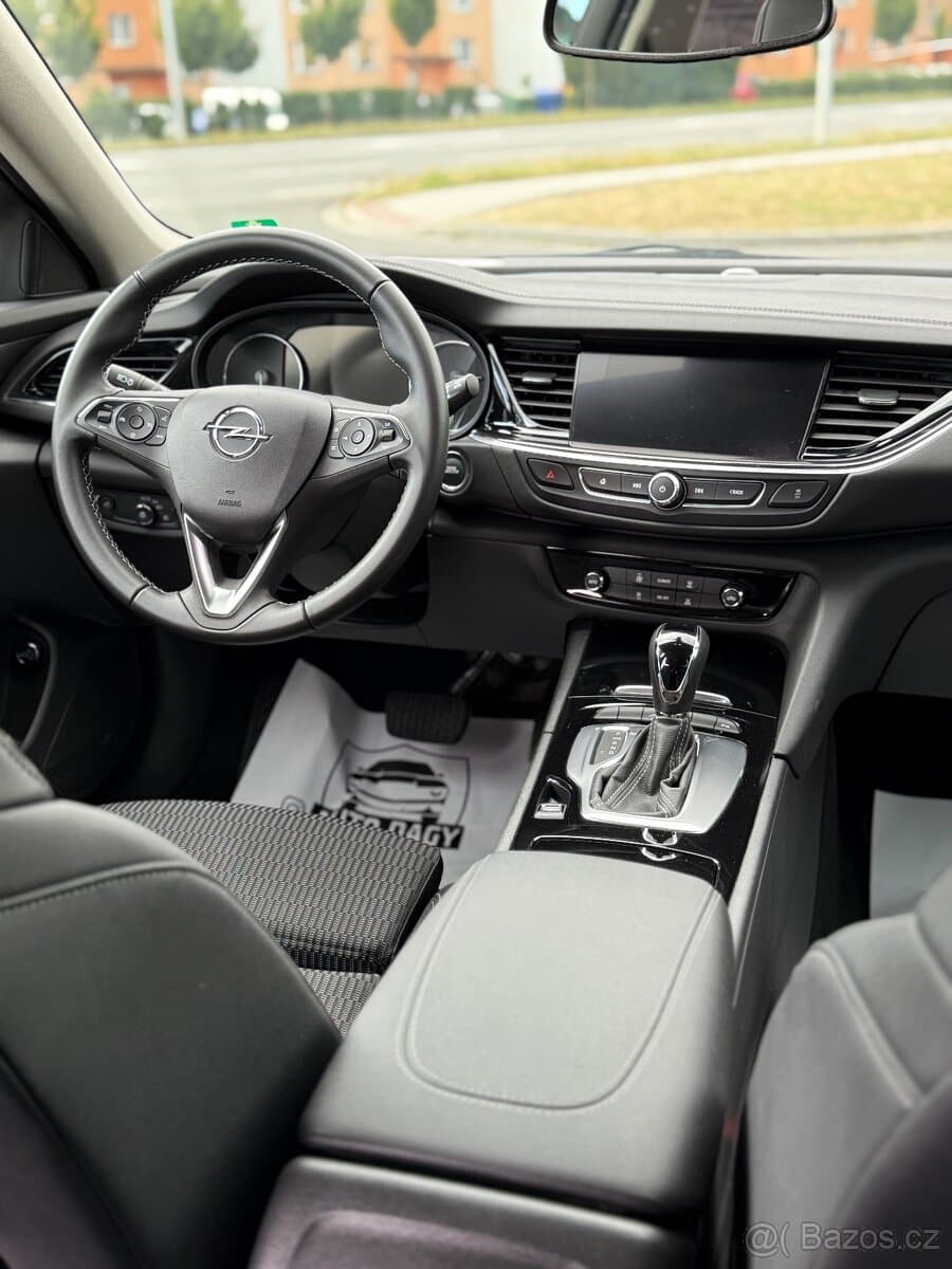 2021 Opel INSIGNIA - 14