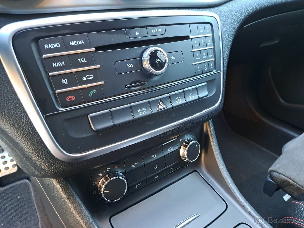 2016 Mercedes-Benz CLA - 14