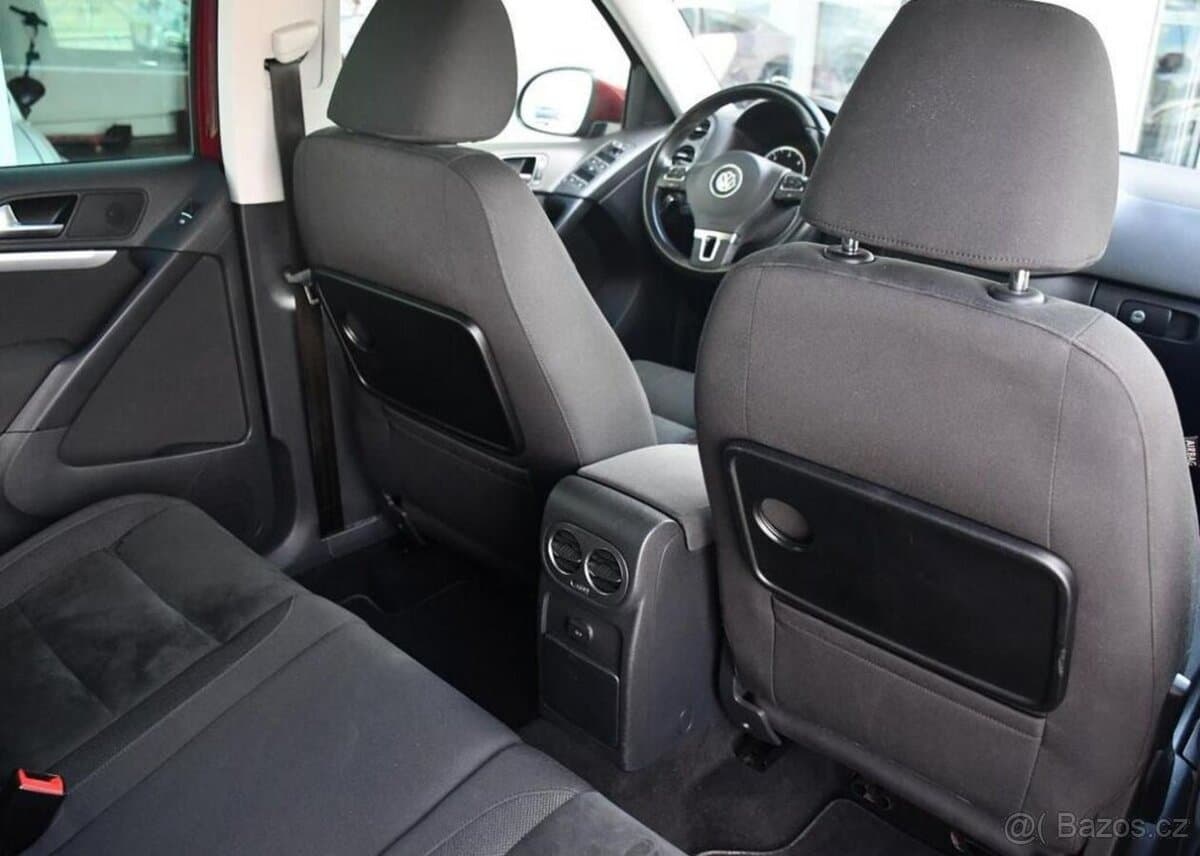 2015 Volkswagen TIGUAN - 14