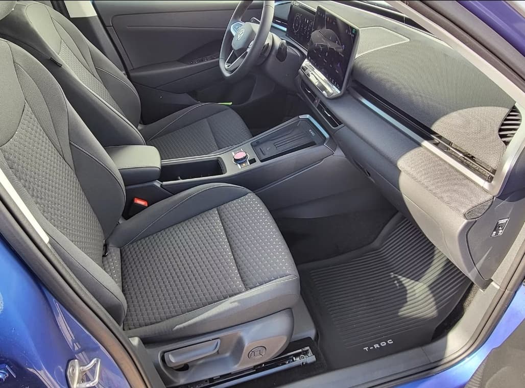 Volkswagen T-ROC - 14