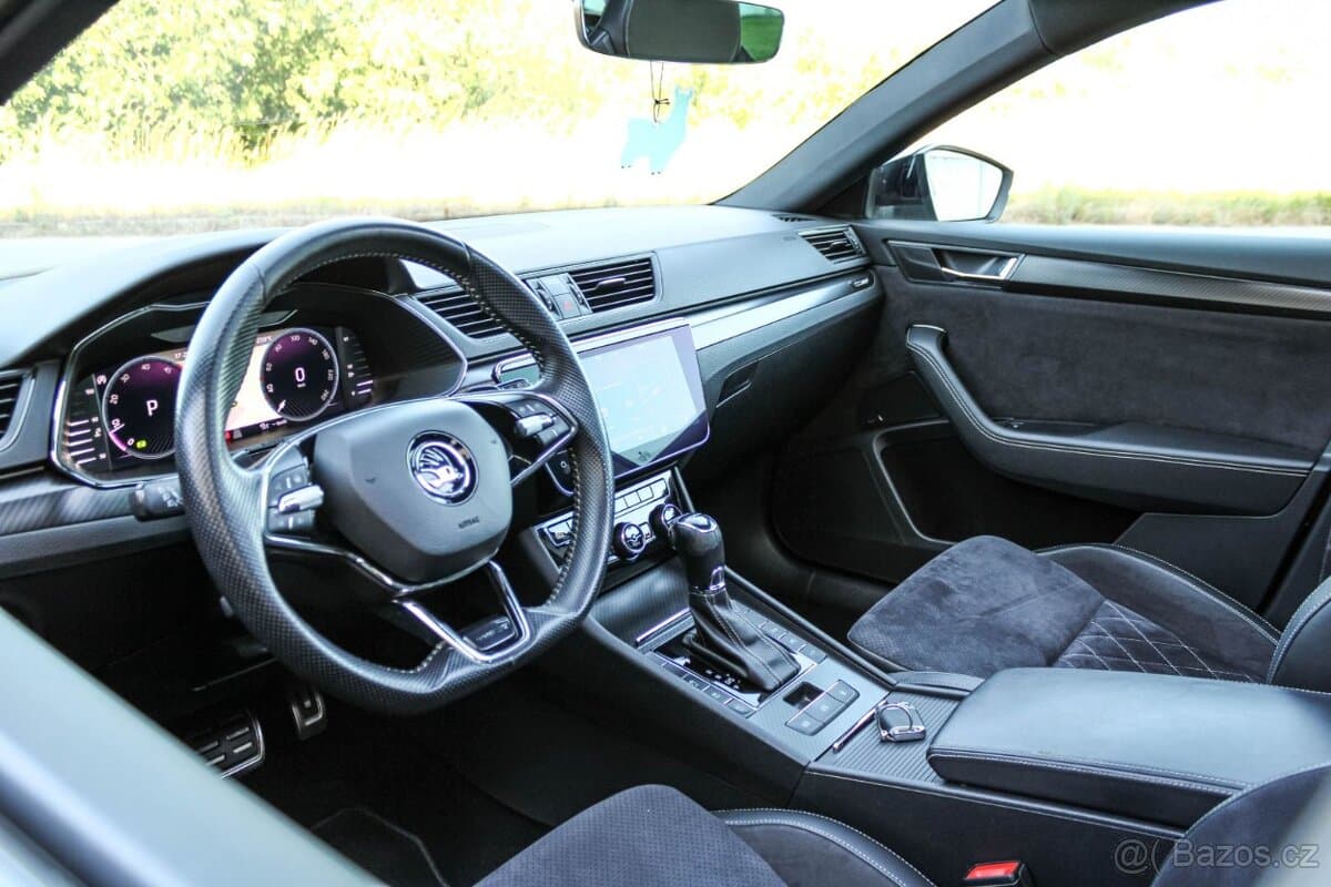 2022 Škoda SUPERB - 14