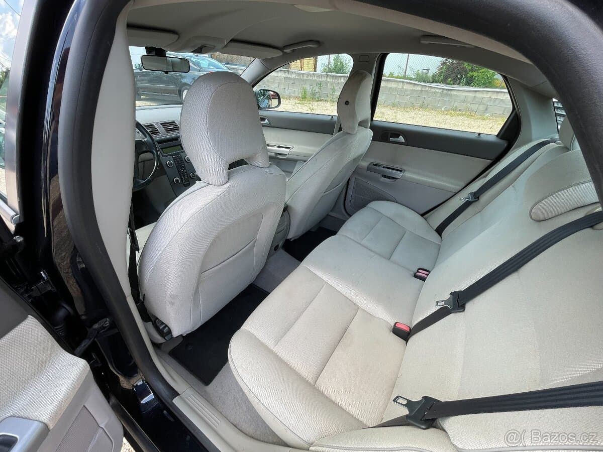 2012 Volvo S40 - 14